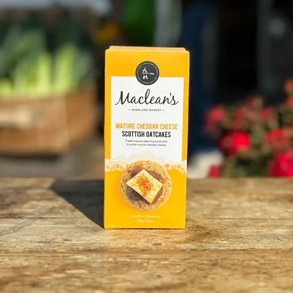 MacLeans Oatcakes Carton Cheddar Cheese